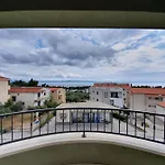 Hermes Apartamento